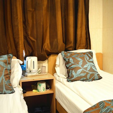 Mong Kok Guo Du Hostel 九龍 エクステリア 写真